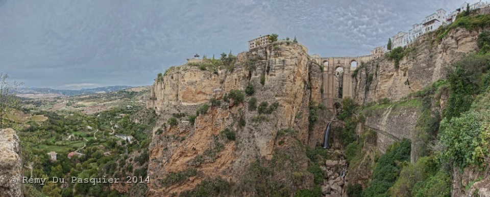 view of Ronda from lower belvedere